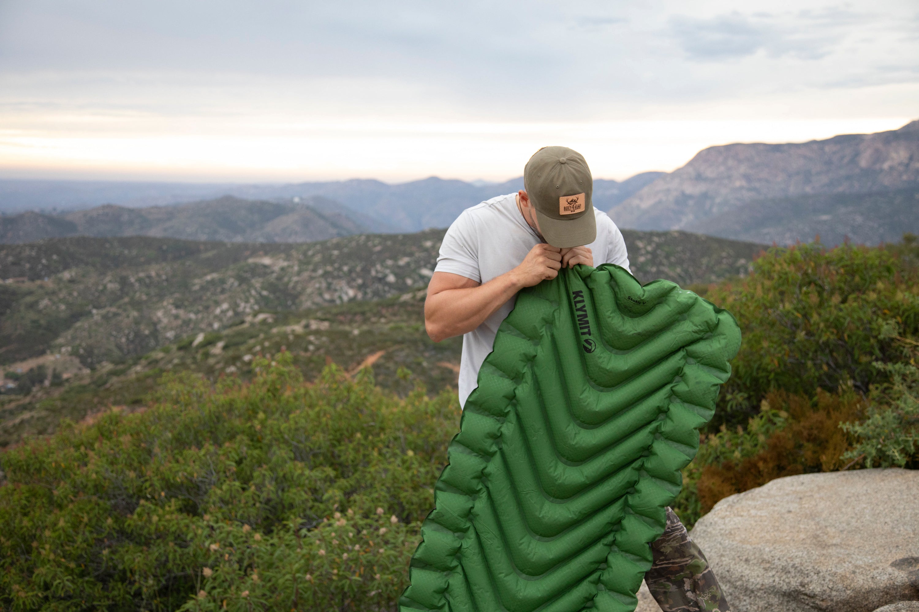 guide-to-three-season-sleeping-pads-gathr-outdoors